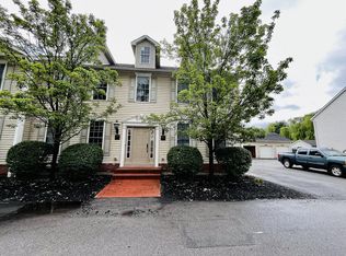 19 Sean Riley Ct #1, Getzville, NY 14068