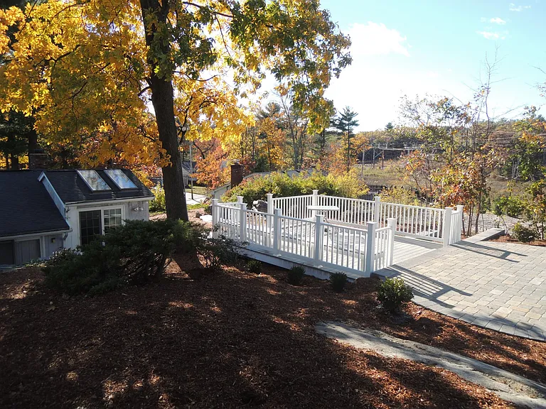 39 Locust St — Photo 14