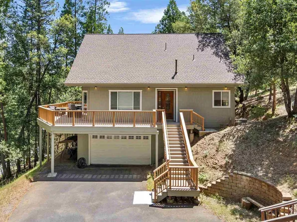 20019 Pine Mountain Dr, Groveland, CA 95321
