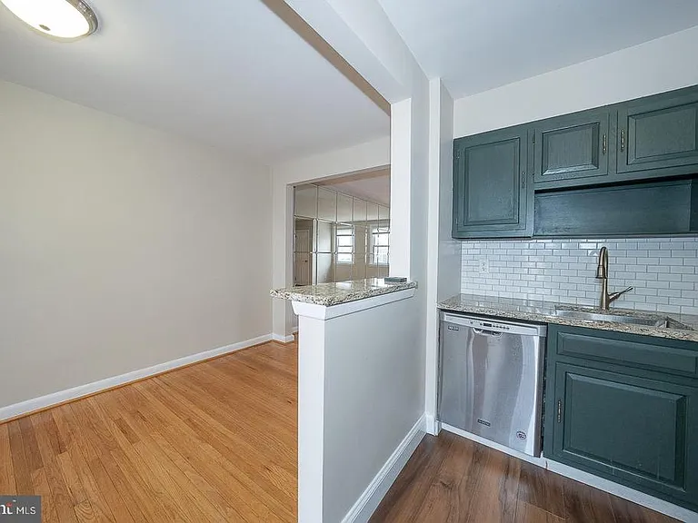 130 Ivy Ct — Photo 28