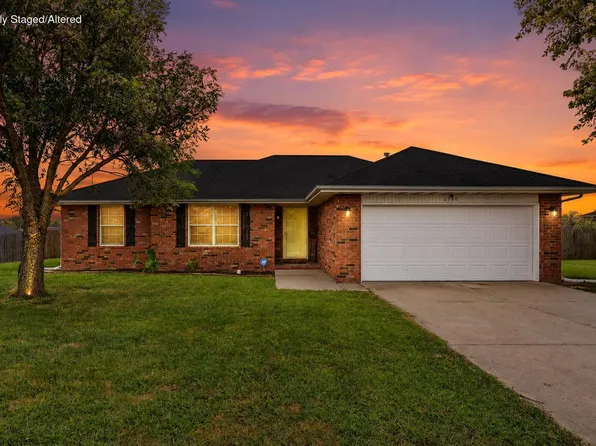 2988 E Morris Street, Republic, MO 65738