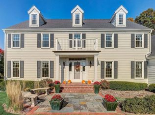 378 Juniper Ct, Grafton, WI 53024