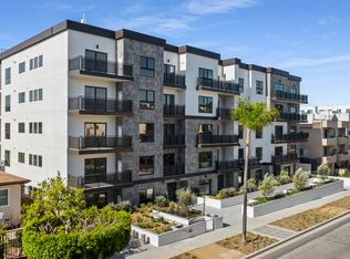 5153 Maplewood Ave #407, Los Angeles, CA 90004