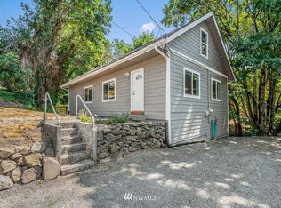 257 Elm St, Kalama, WA 98625