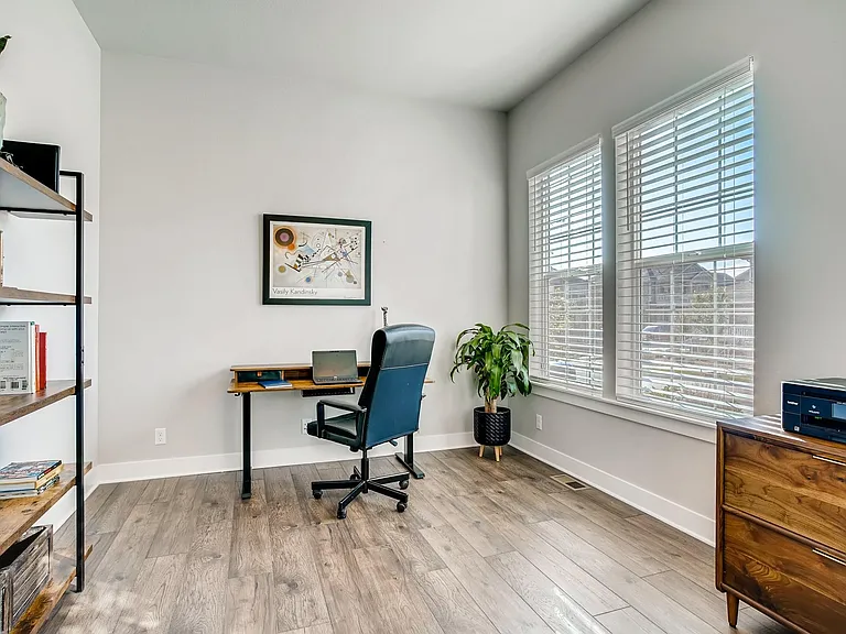 5722 W 95th Pl — Photo 11