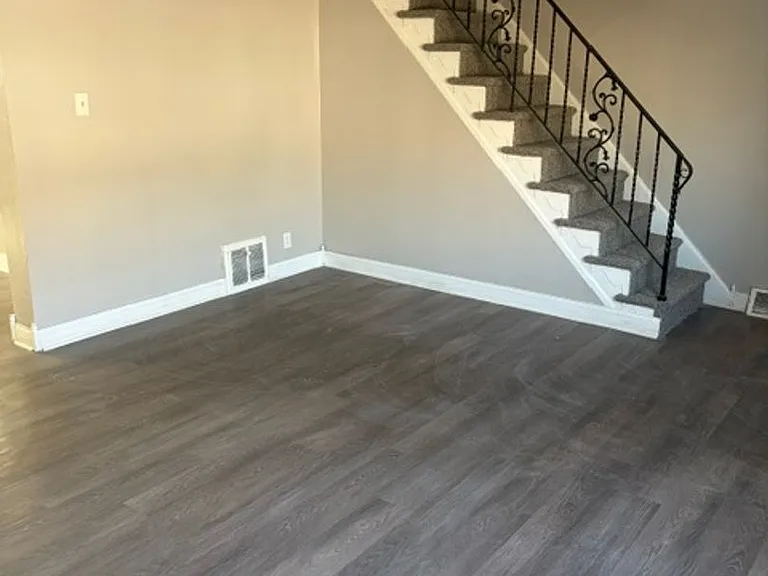 4333 Marple St — Photo 4
