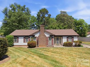 8523 Othello Pl, Charlotte, NC 28227