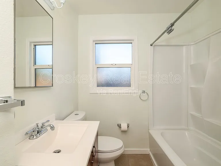 355 12th St #355 — Photo 15