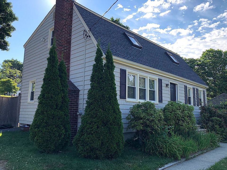 2nd image of 4 Burke St
