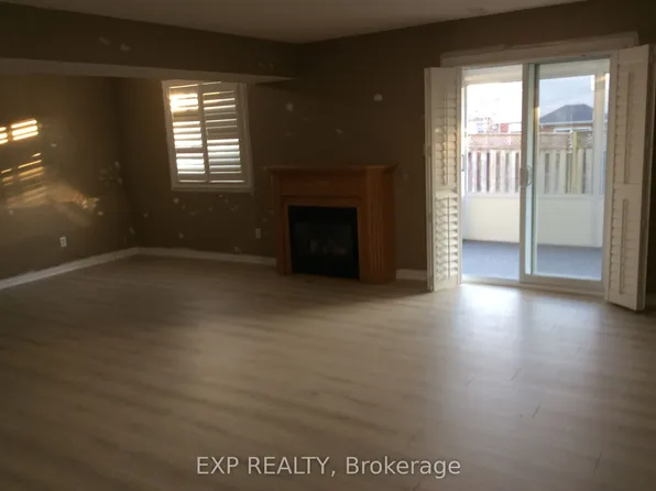 431 Lausanne Cres, Waterloo, ON N2T 2X6