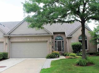 45752 Hillsboro Dr, Macomb, MI 48044