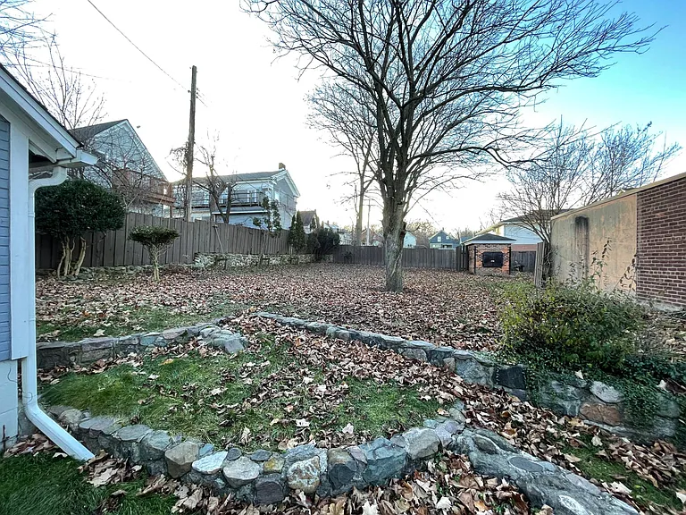 710 S Main St — Photo 21