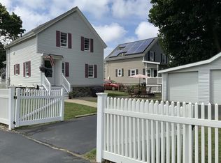 2 Shillaber St, Salem, MA 01970