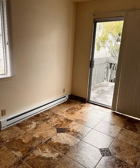 Siesta Village Apartments — Photo 4