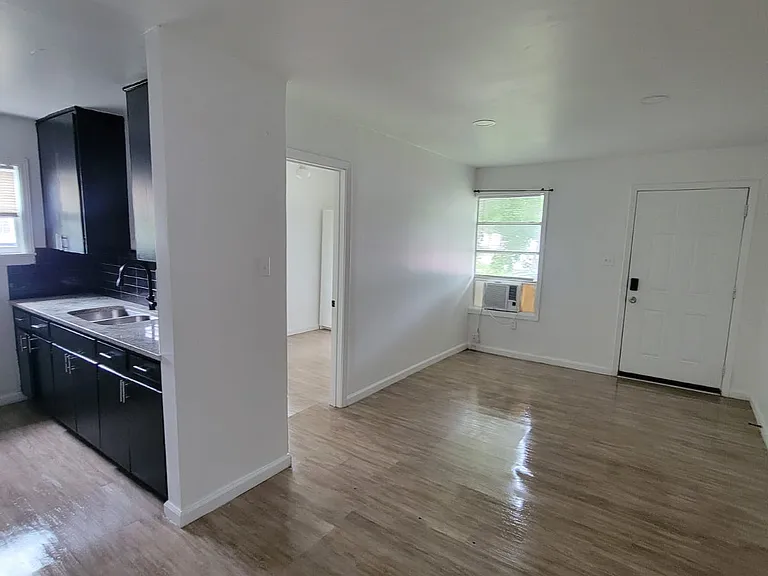 222 N 19th St #222 — Photo 15
