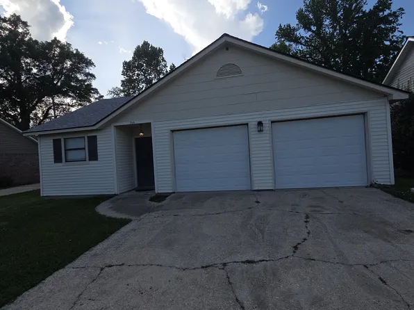 768 Hadley Dr, Baton Rouge, LA 70820