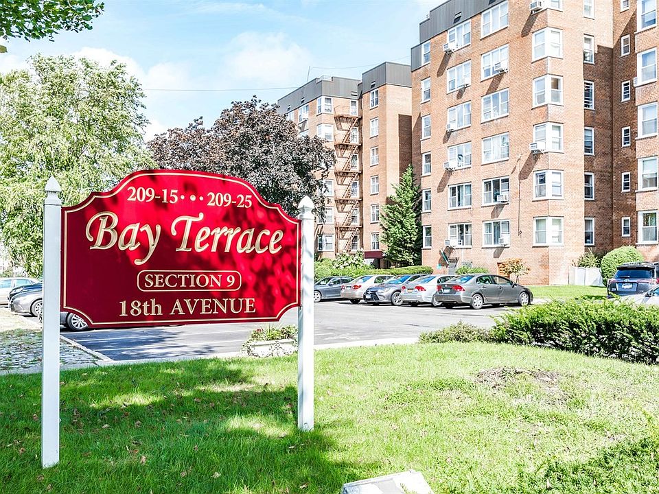 1st image of 20915 18th Ave APT 3K