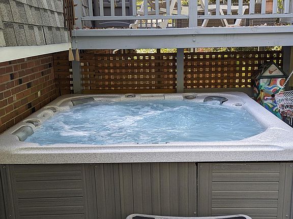 Hot Tub