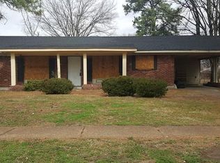 1700 E Barton Ave, West Memphis, AR 72301