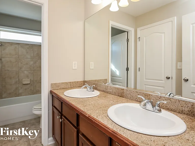 2545 Mossy Rock Pl — Photo 14