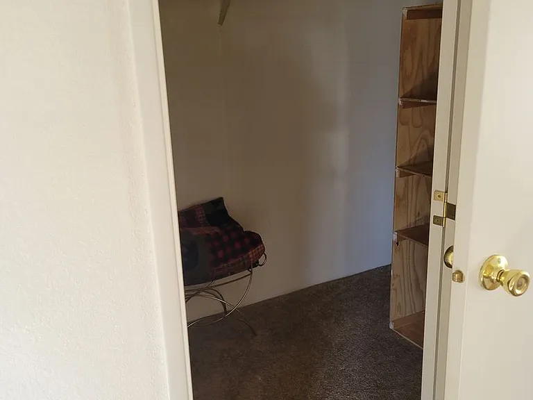 205 S Adin St — Photo 14
