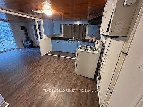 4th image of 137 King St