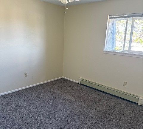 4th image of 547 Yale Pl
