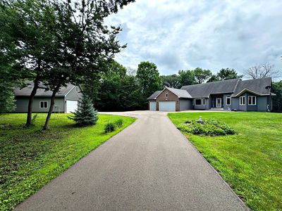 8701 Oak Hill Cir, Prior Lake, MN, 55372