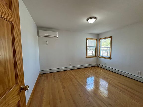 5th image of 149-23 17th Ave Floor 2