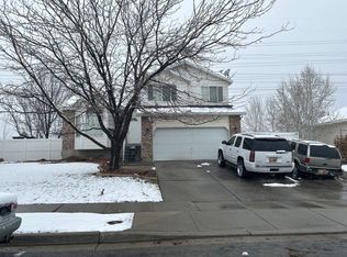 5740 S Trowbridge Way, Salt Lake City, UT 84118