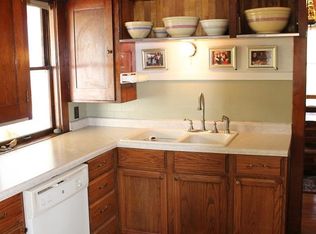 334 3rd Ave, Two Harbors, MN 55616