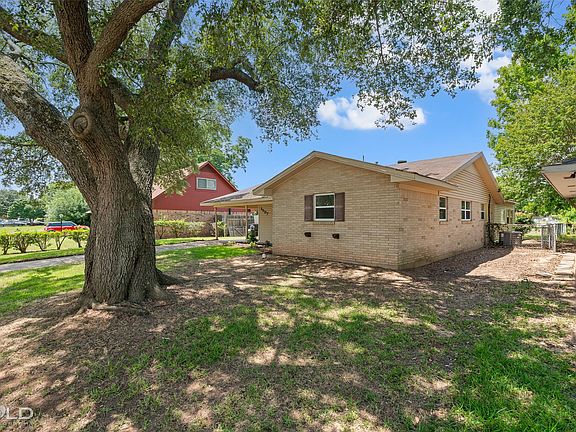 1507 Holiday Pl, Bossier City, LA 71112 | MLS #20642528 | Zillow