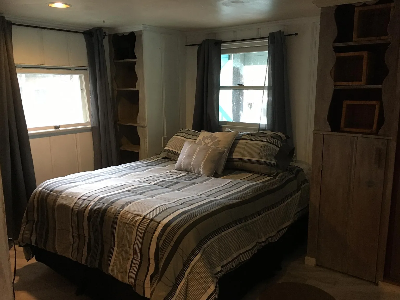 Studio, 1.5 bath, 550 sqft, $1,950 — Photo 2