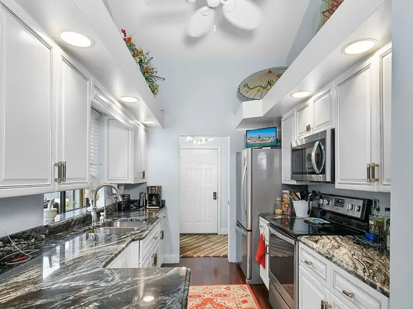 328 Ridge Road, Jupiter, FL 33477