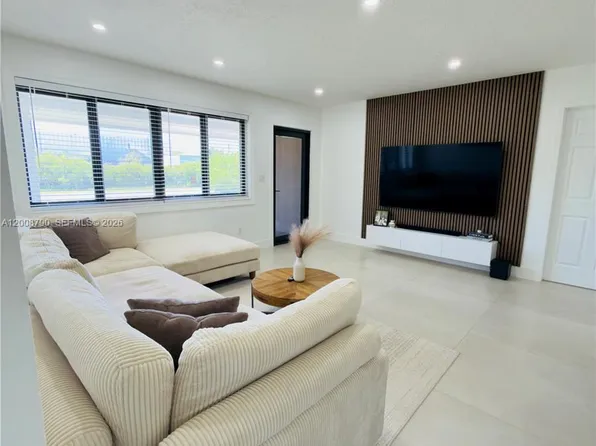 1524 NE 14th Ter, Fort Lauderdale, FL 33304