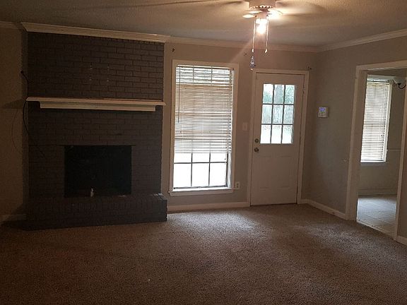 3rd image of 1434 Sleepy Hollow Dr