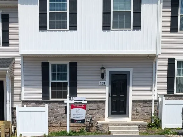 109 Holstein Dr, Hanover, PA 17331
