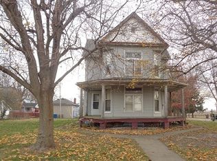 105 E Chestnut St, Mineral, IL 61344
