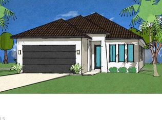564 105th Ave N, Naples, FL 34108