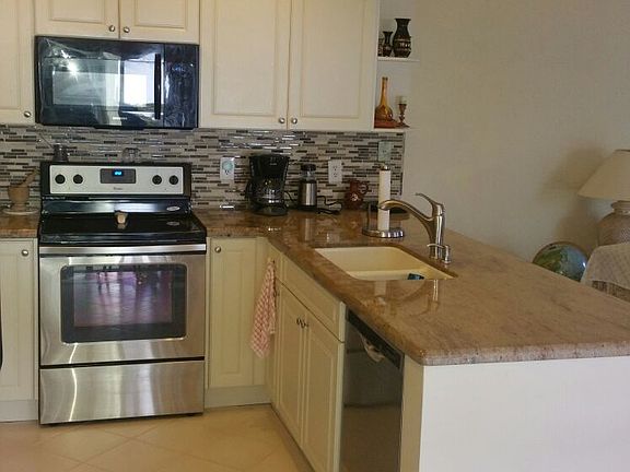 5th image of 5717 NW 48th Ct