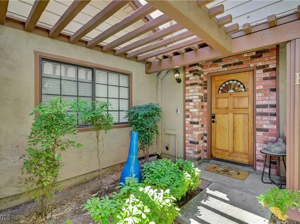 3467 Nightflower Ln #B-2, Las Vegas, NV 89121