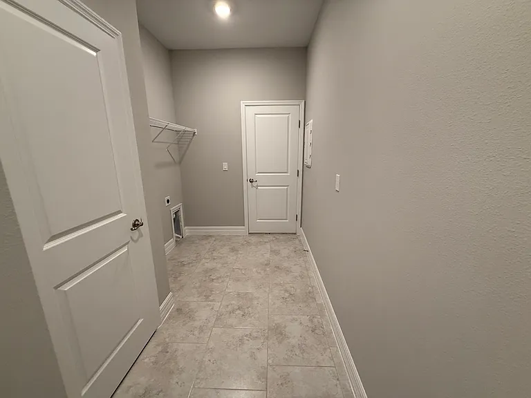3665 N Cranberry Blvd — Photo 20