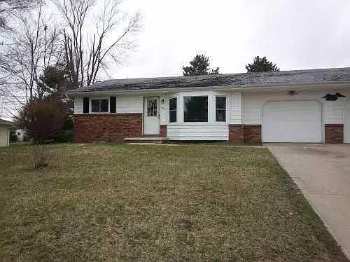 1st image of 1961 Sunnymede Ln