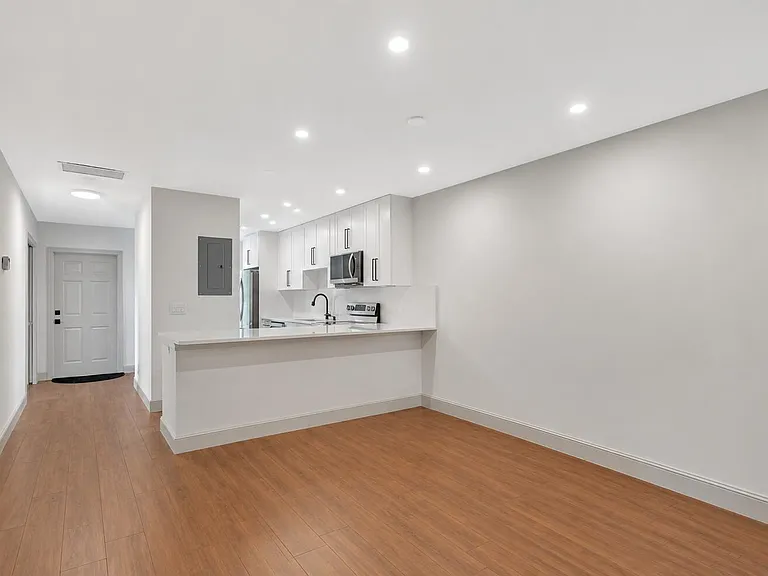 1140 Mahogany Way #204 — Photo 10