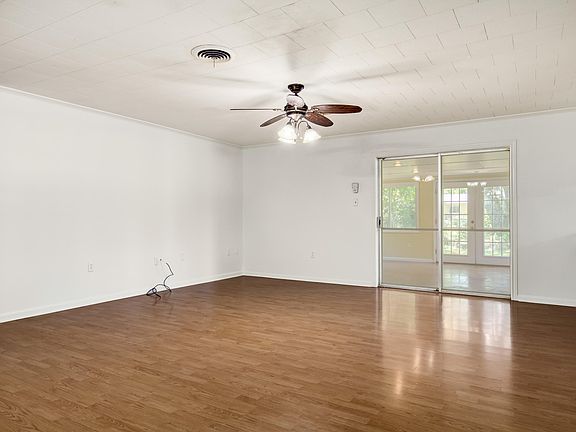 5th image of 190 Harmon Ln