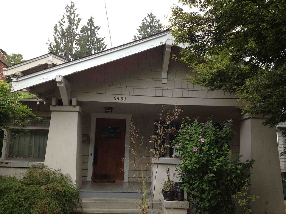 2nd image of 6533 30th Ave NE