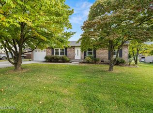 7200 Periwinkle Rd, Knoxville, TN 37918
