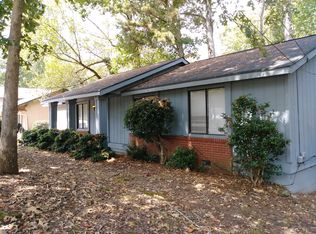 2954 Woodfield Dr, Rex, GA 30273