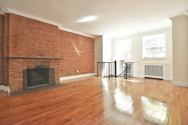 Rented by Balass Ralph, LREB | media 23