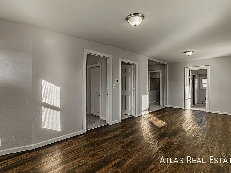 398 S Raleigh St — Photo 6